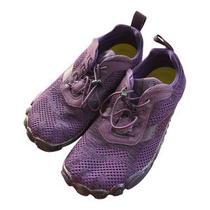 Sports brand purple sneakers